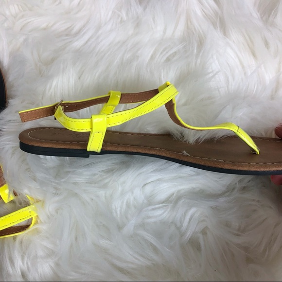 Charlotte Russe Sandals - Picture 3 of 5